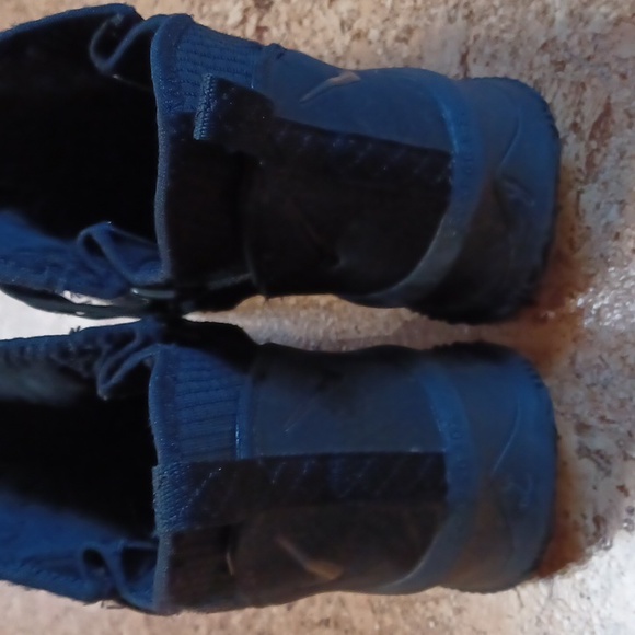 Nike Men's LeBron Soldier 13 SFG Blackout Athletic Shoes Size 8.5 - Picture 3 of 11